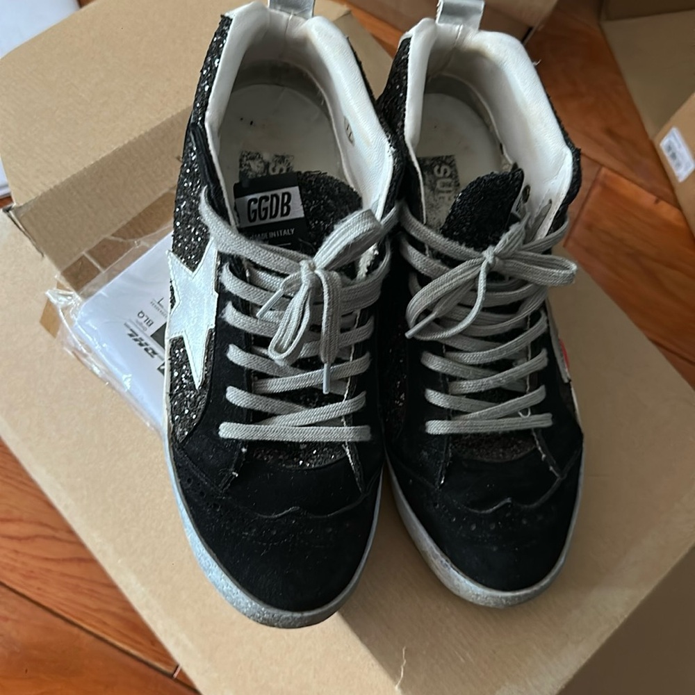 Golden goose sneakers in good condition